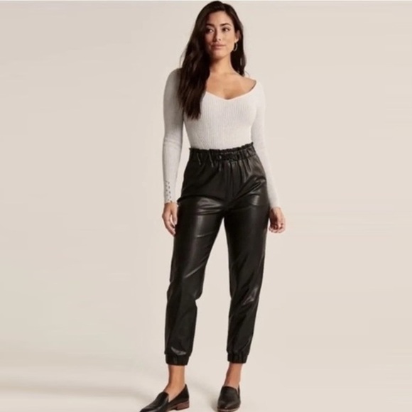 Abercrombie & Fitch Pants - Abercrombie & Fitch - Faux Leather Drawstring Joggers - Black